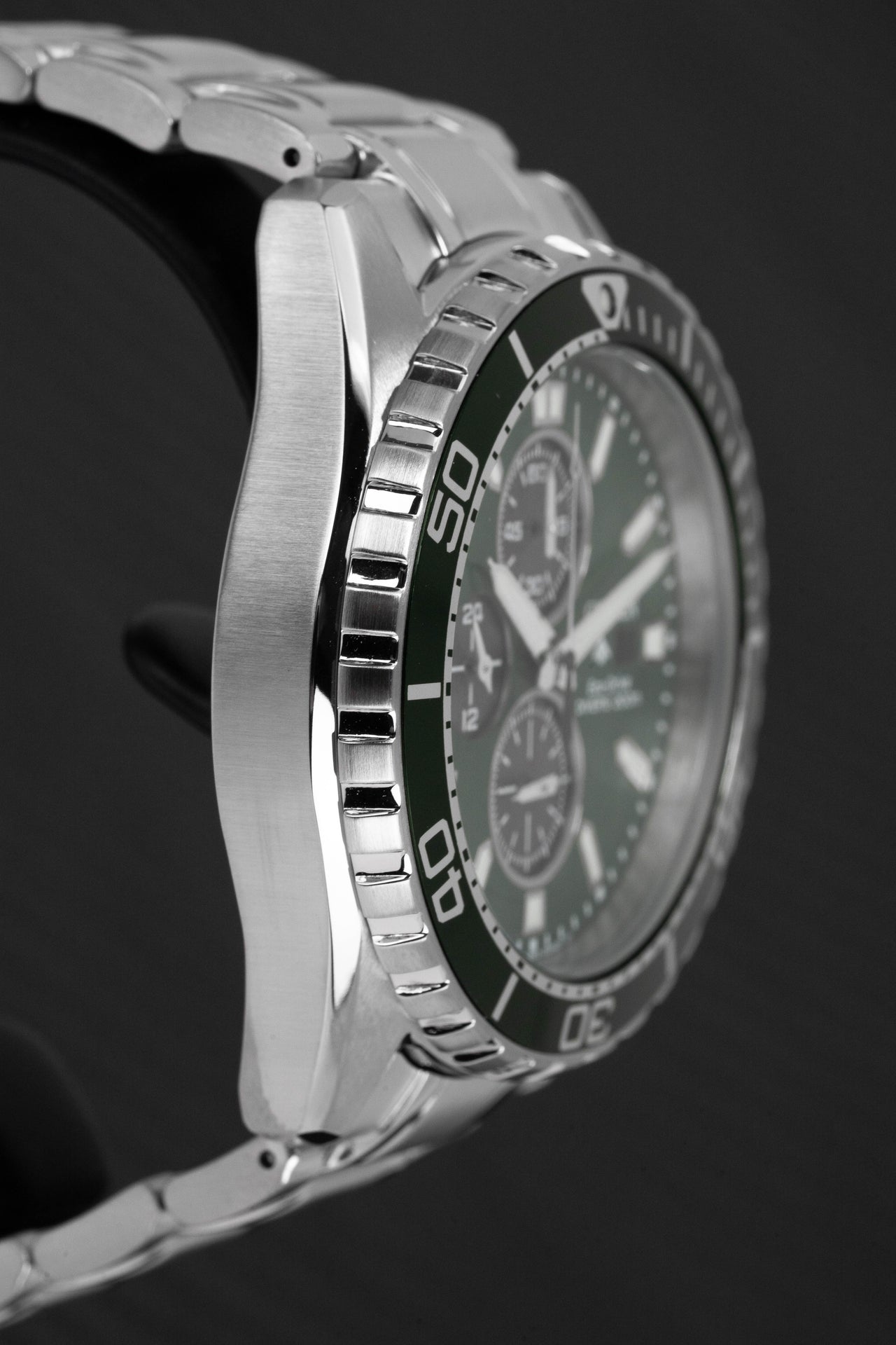 Citizen Men's Watch Eco-Drive Promaster Stainless Steel Bracelet Green CA0820-50X