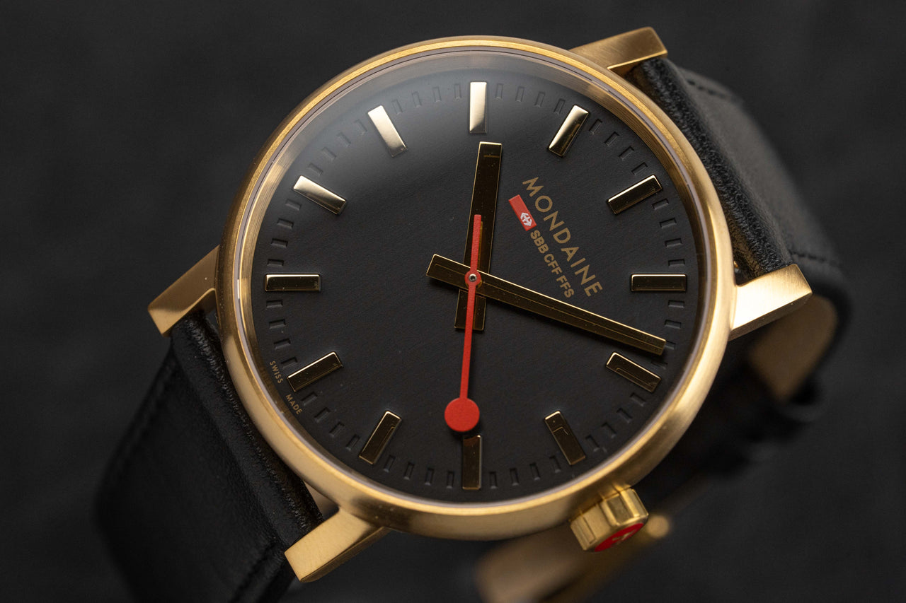 Mondaine Watch EVO2 Gold Black MSE.40122.LB