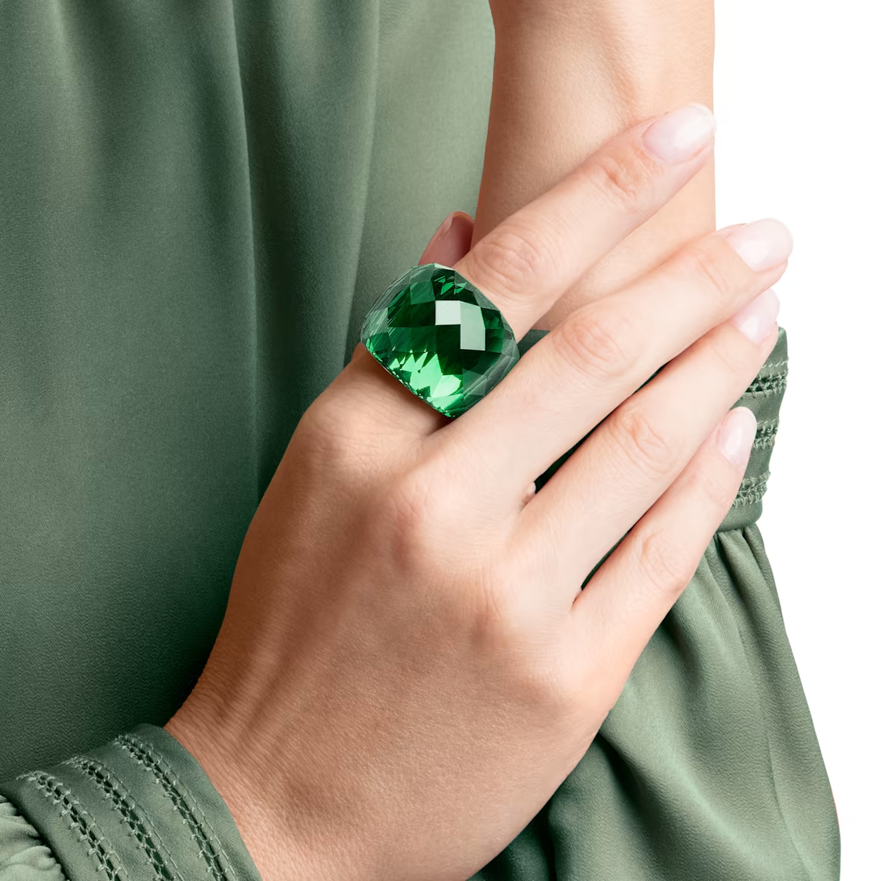 Swarovski green deals ring