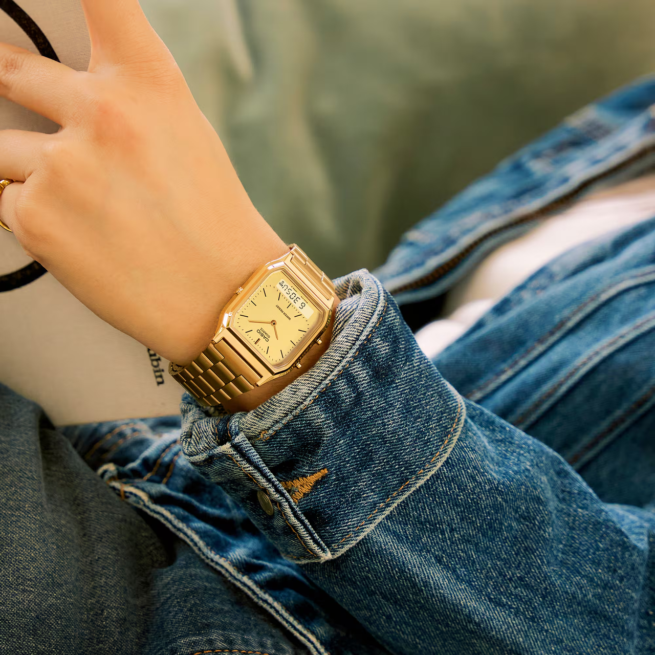 Casio Watch Vintage Retro Dual Time Gold