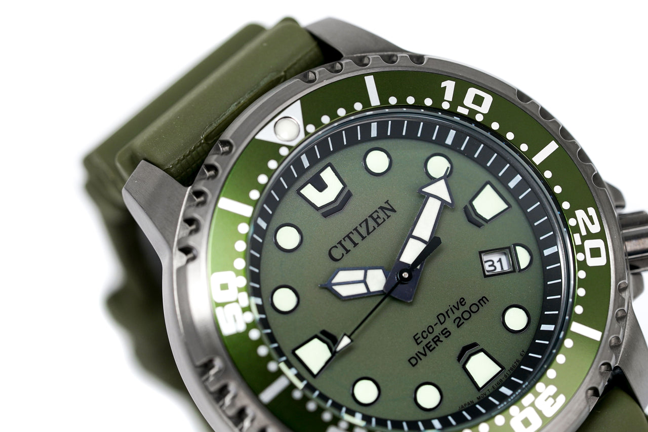 Citizen Men's Watch Eco-Drive Dive Olive Silicone Strap BN0157-11X