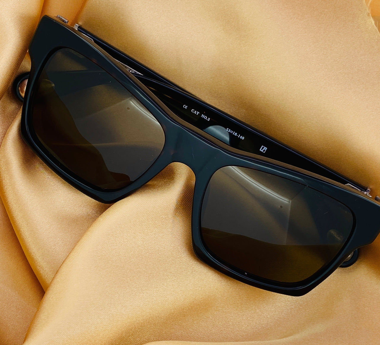 Ann Demeulemeester Sunglasses D-Frame Tortoise Shell and Brown
