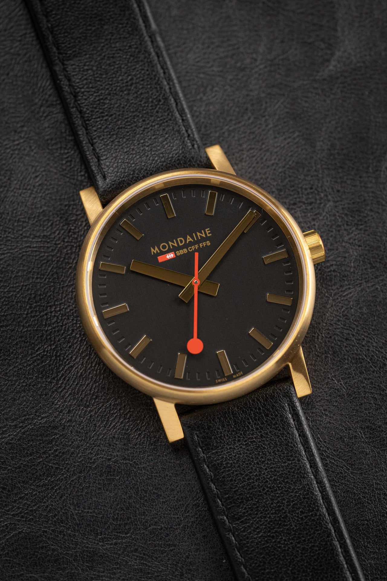 Mondaine Watch EVO2 Gold Black MSE.40122.LB