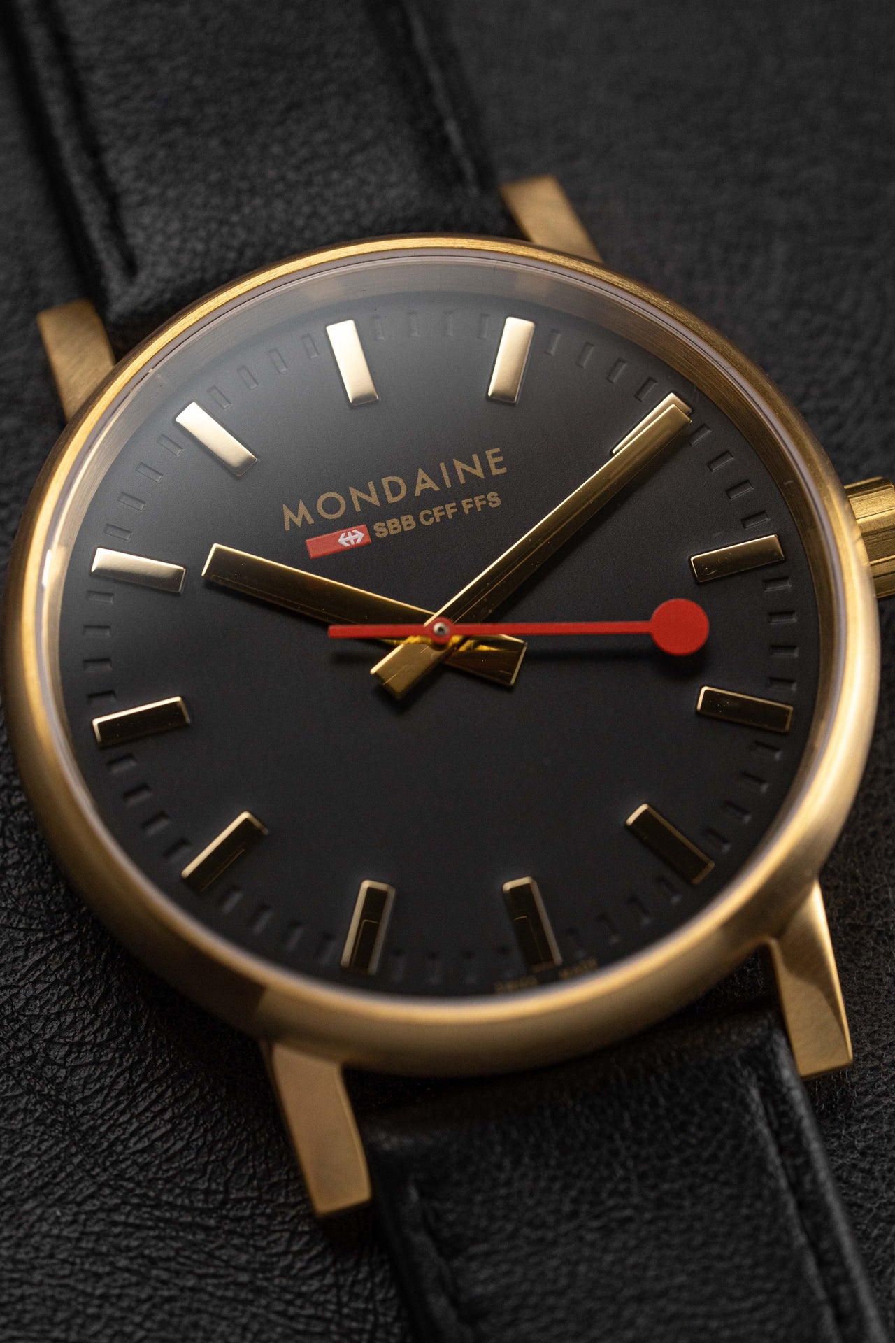 Mondaine Watch EVO2 Gold Black MSE.40122.LB
