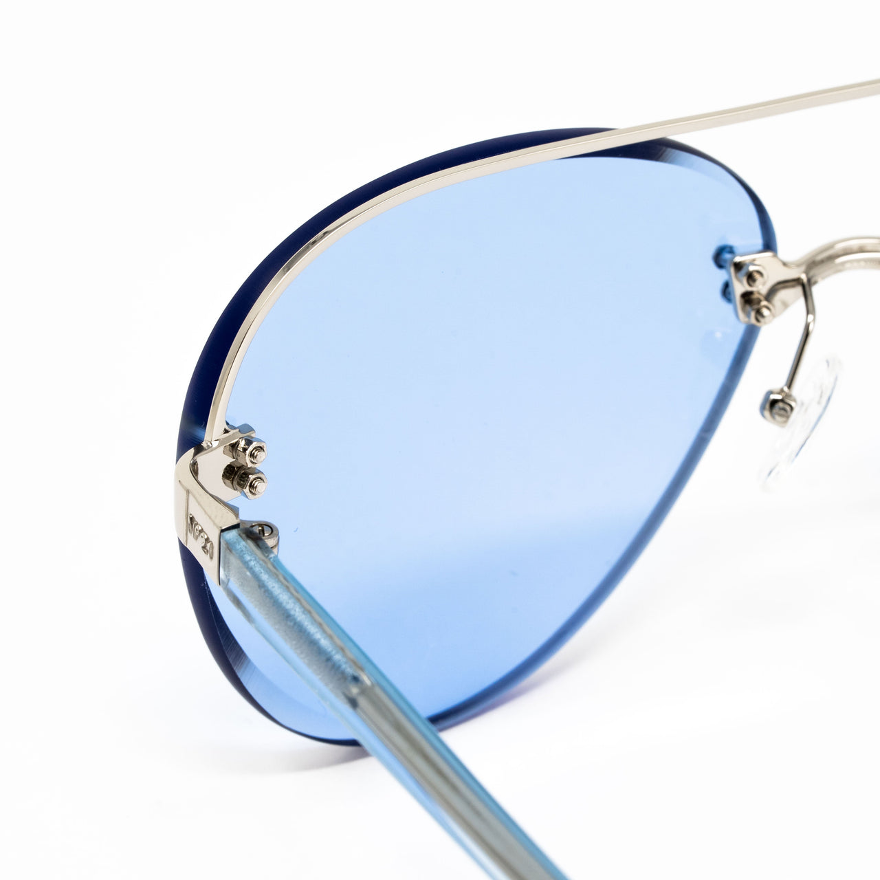 NO 21 x Linda Farrow Blue Sunglasses N21S31C5SUN