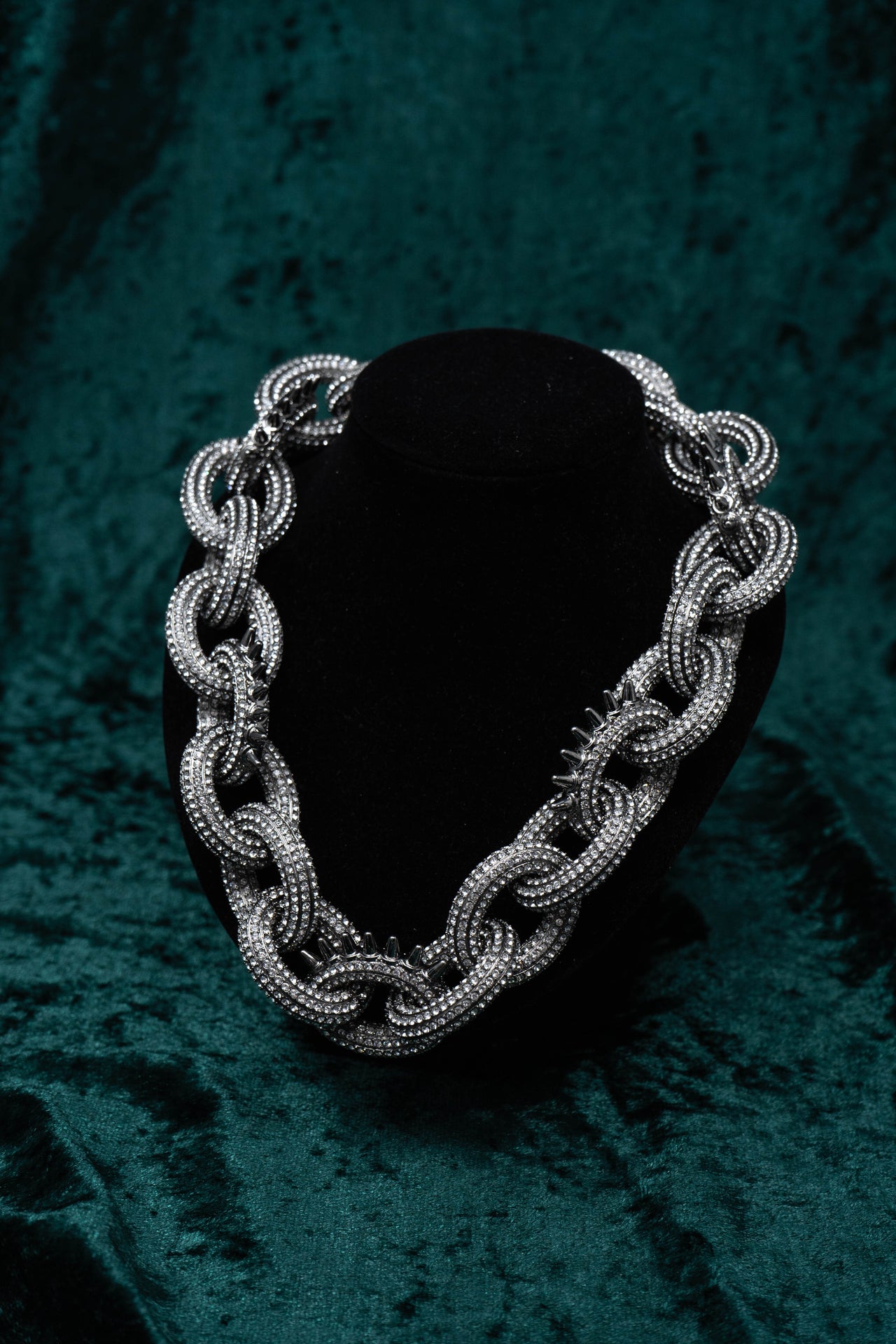 Swarovski Atelier Kalix Collection Ladies Necklace Ruthenium Plated 5185940