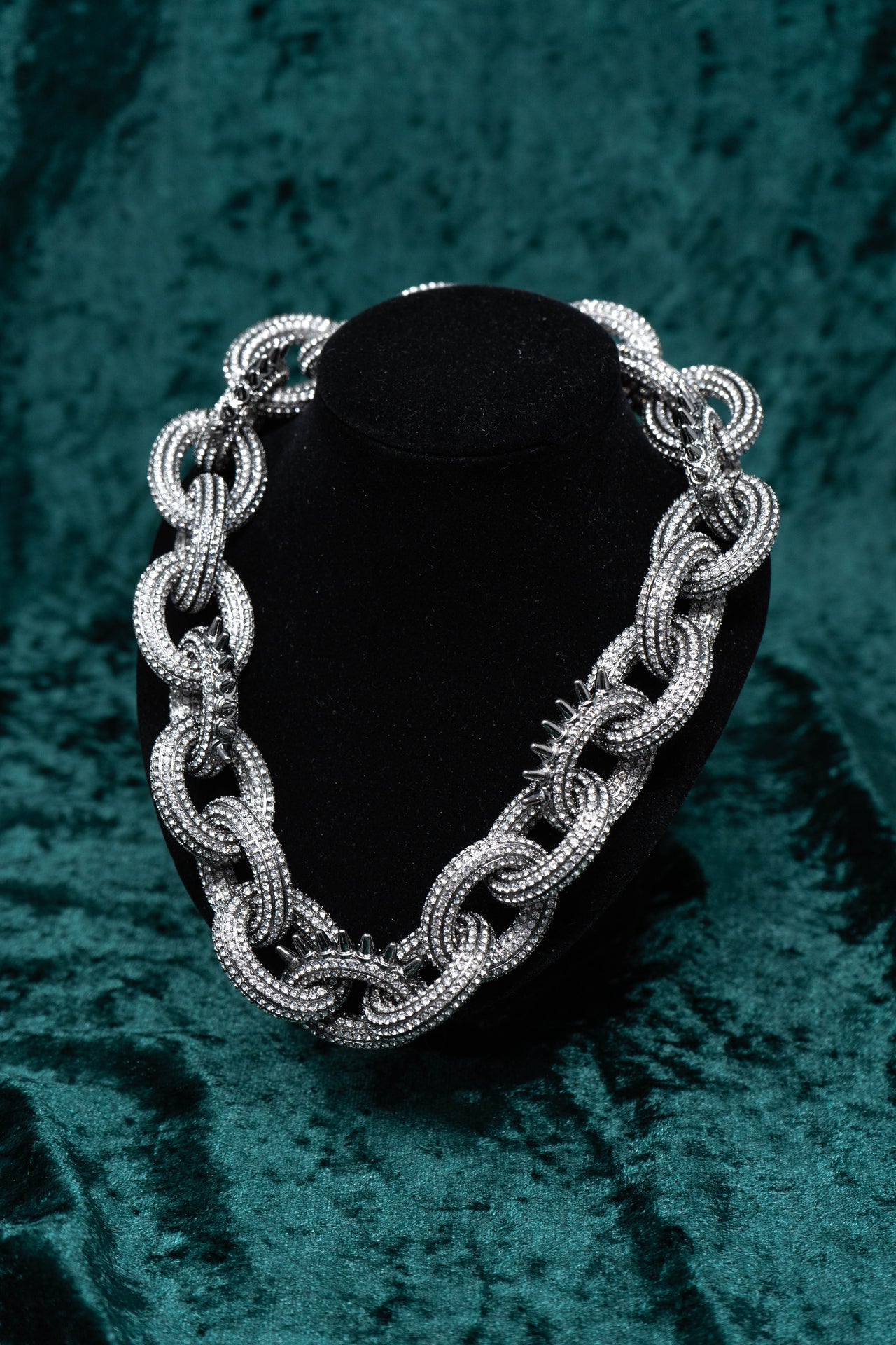 Swarovski Atelier Kalix Collection Ladies Necklace Ruthenium Plated 5185940