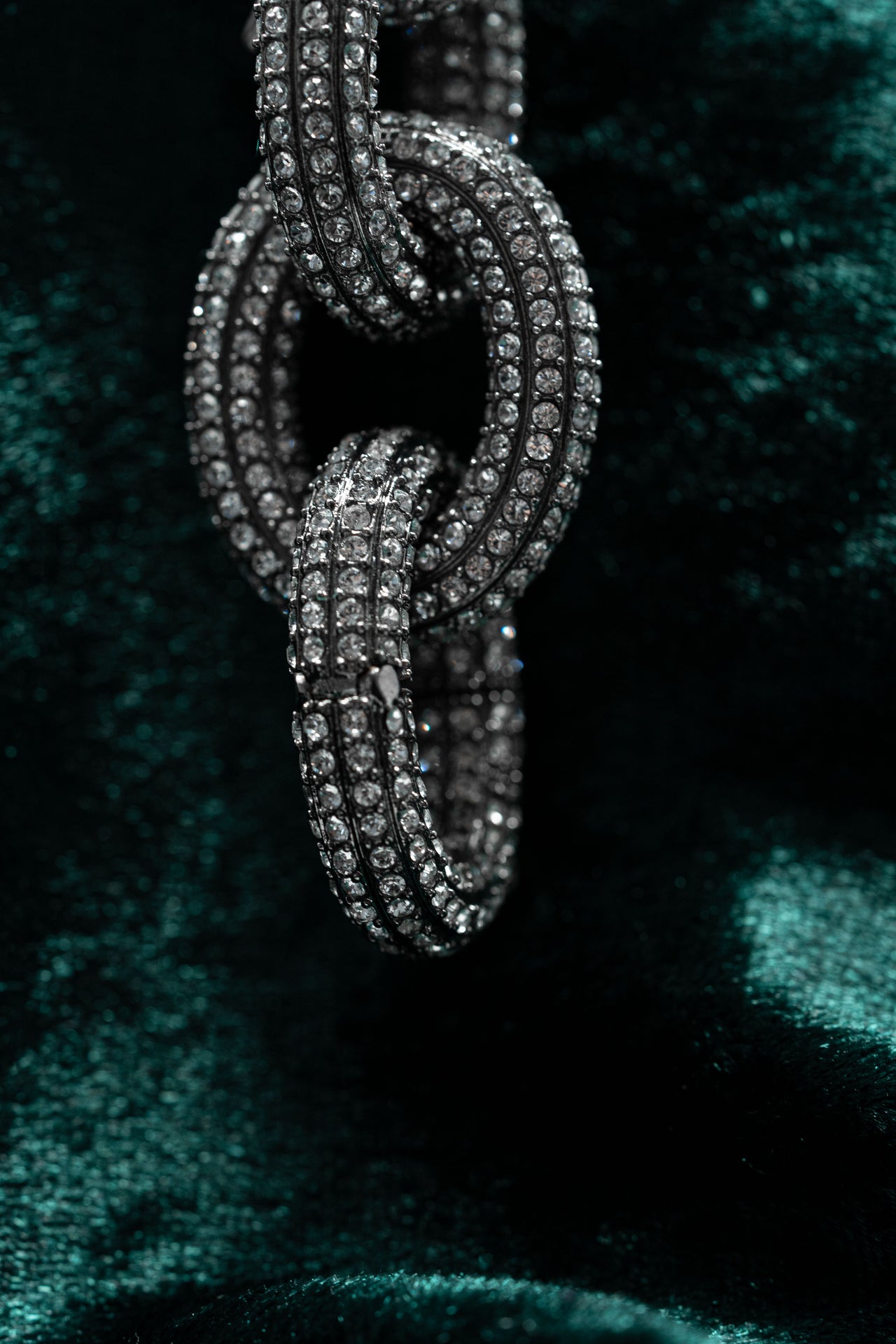 Swarovski Atelier Kalix Collection Ladies Bracelet Ruthenium Plated 5185950