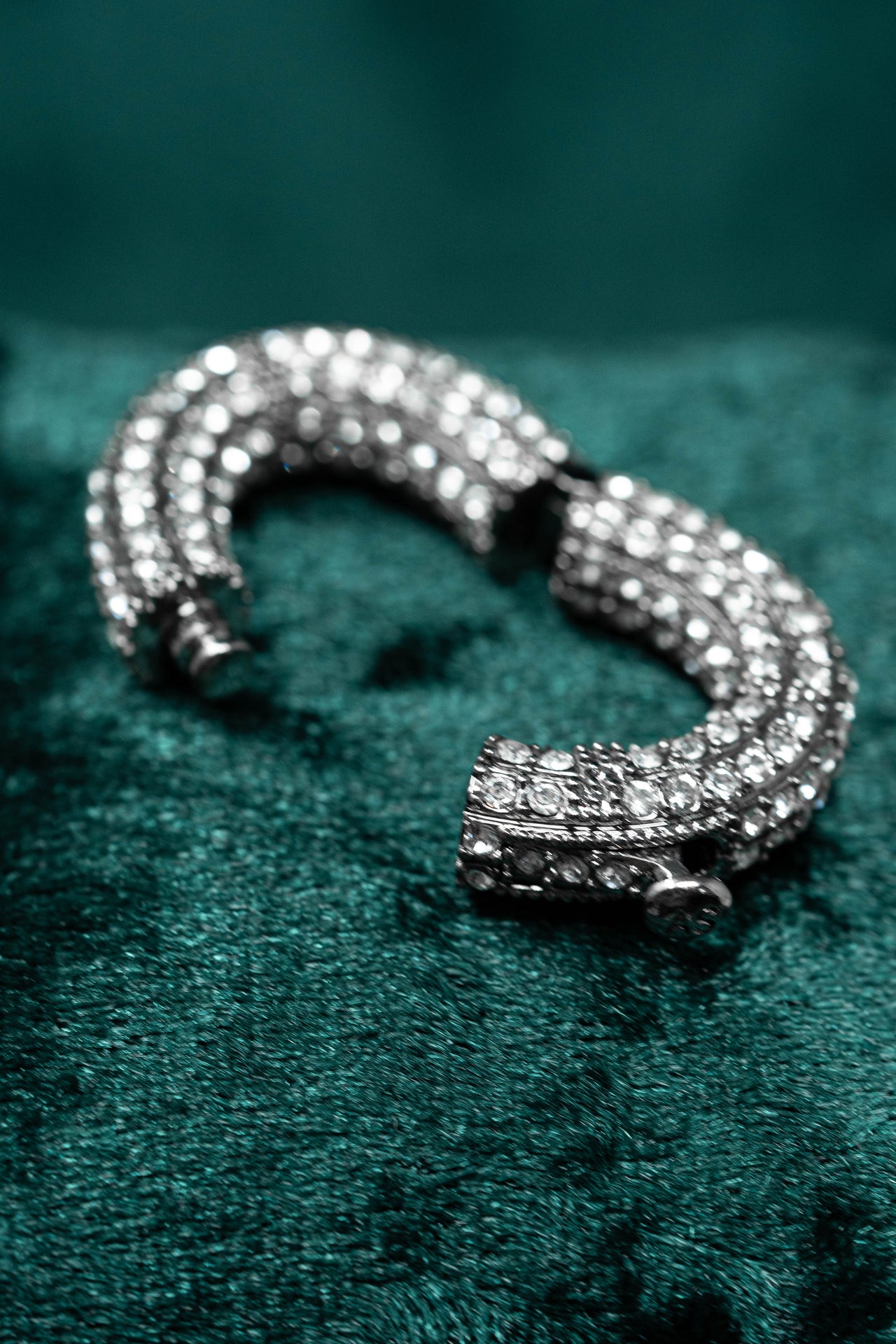 Swarovski Atelier Kalix Collection Ladies Bracelet Ruthenium Plated 5185950