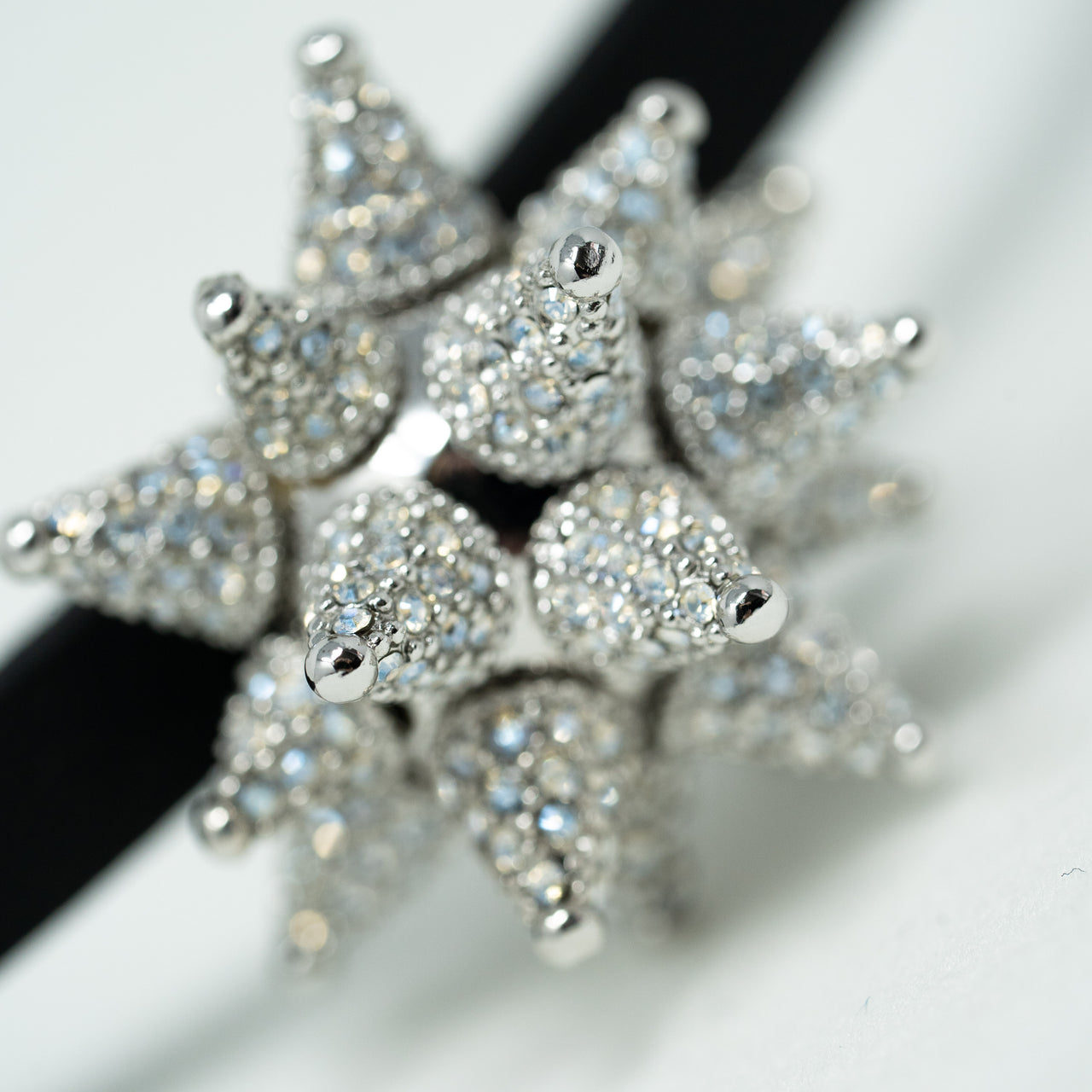 Swarovski Atelier Kalix Collection Ladies' Wrap Soft Bracelet 5263673