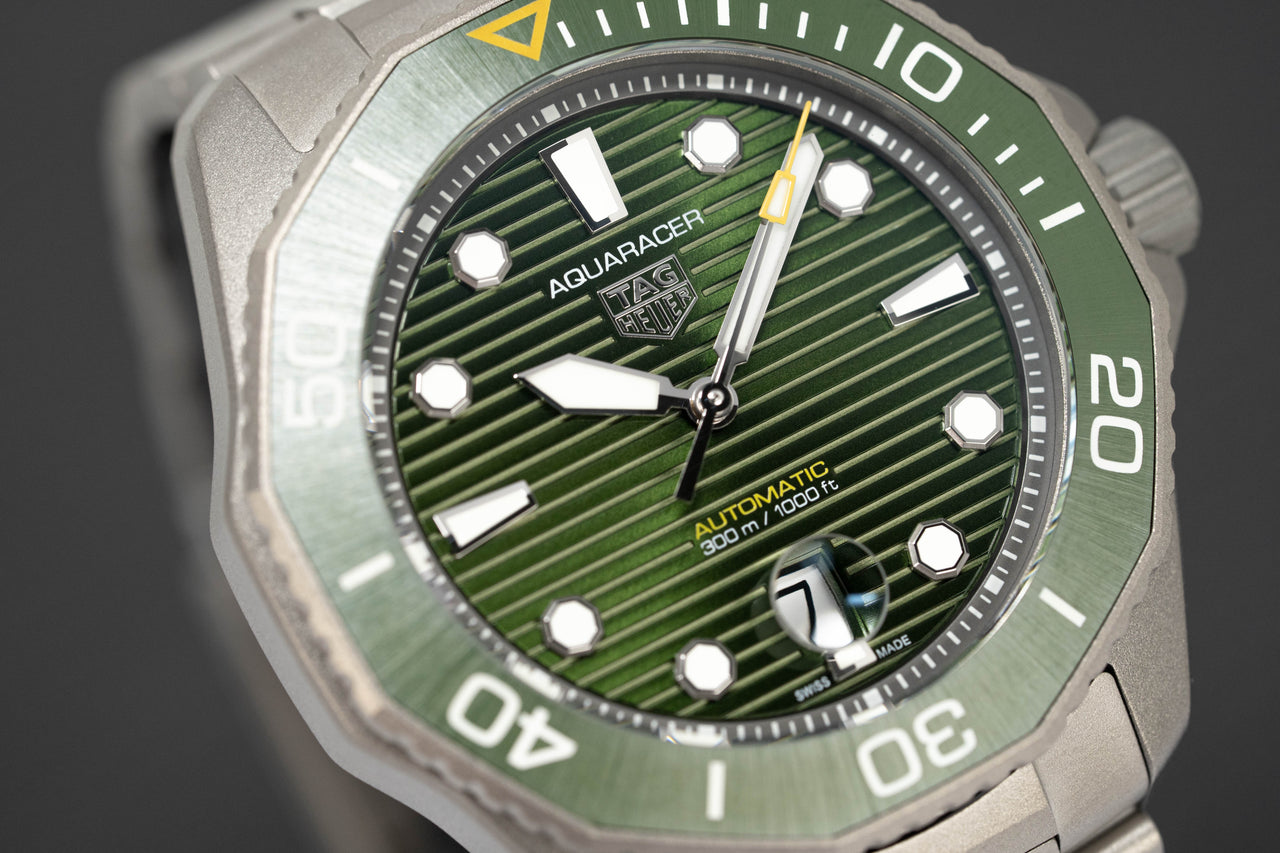 Tag Heuer Watch Automatic Aquaracer Professional Titanium 300 Green WBP208B.BF0631