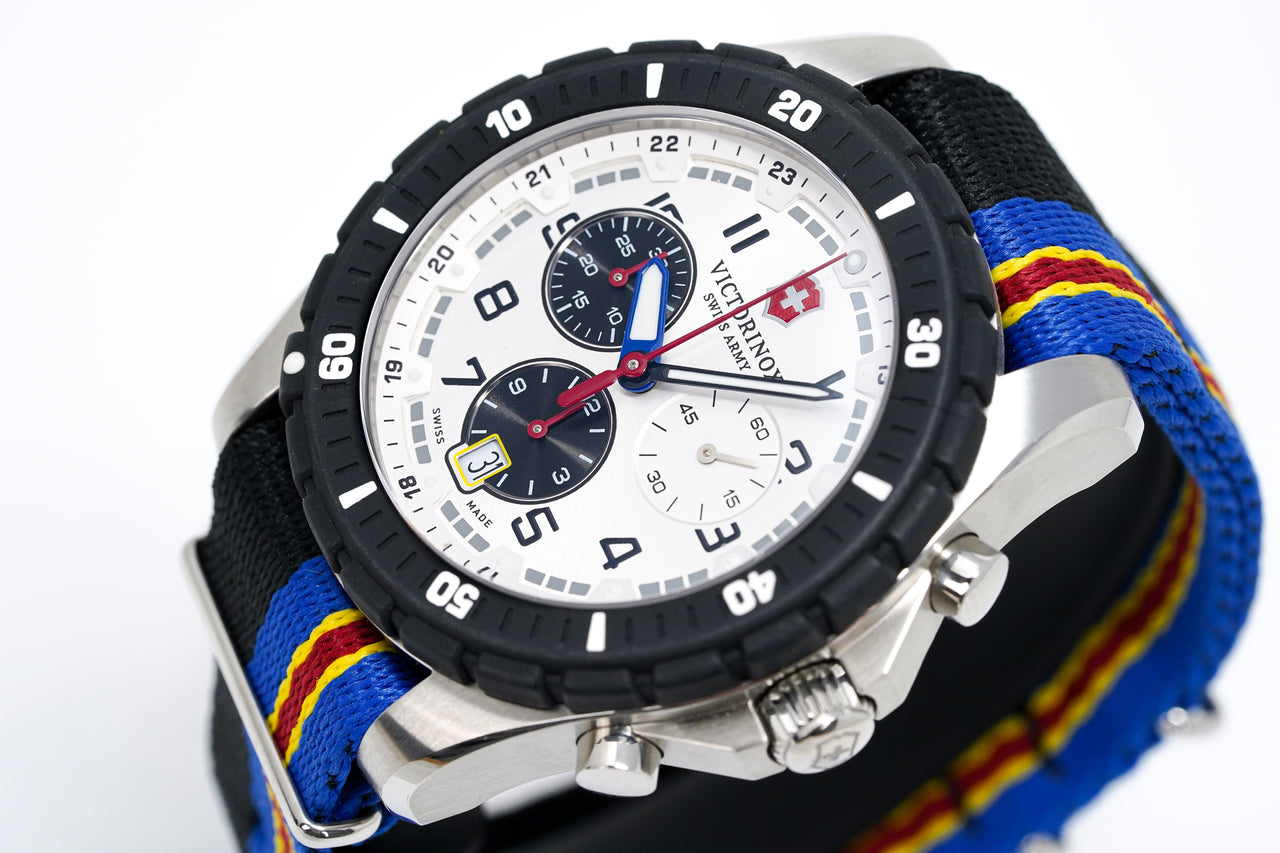 Victorinox Men's Watch Chronograph Maverick Sport White Nato 241680.1
