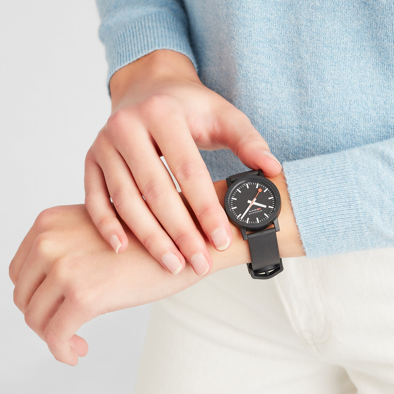 Analogue Watch - Mondaine Essence Unisex Black Watch MS1.32120.RB