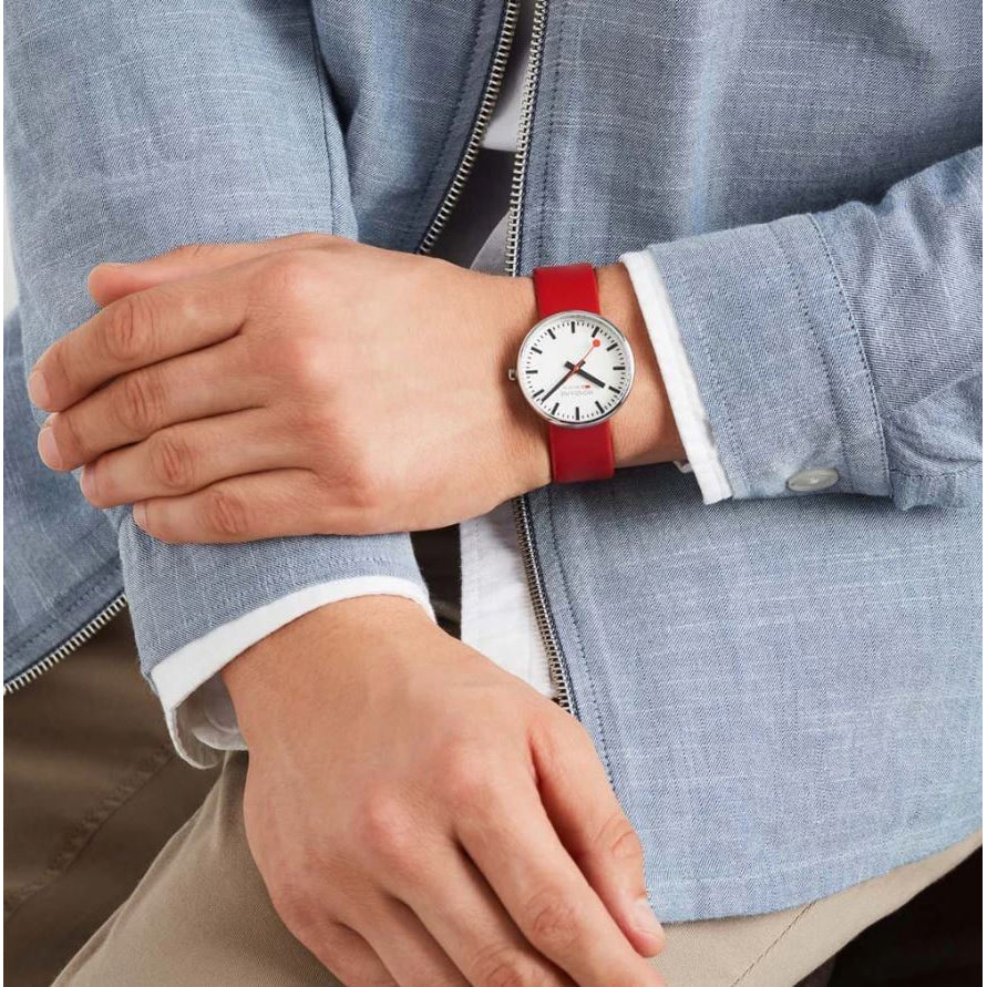 Analogue Watch - Mondaine Mini Giant Ladies White Watch MSX.3511B.LC