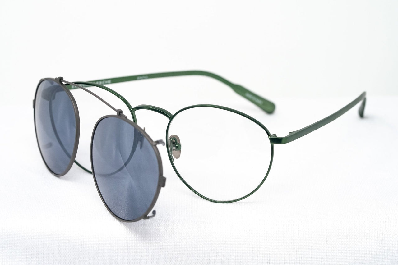 Kris Van Assche Sunglasses Oval Green and Gunmetal Grey - Watches & Crystals