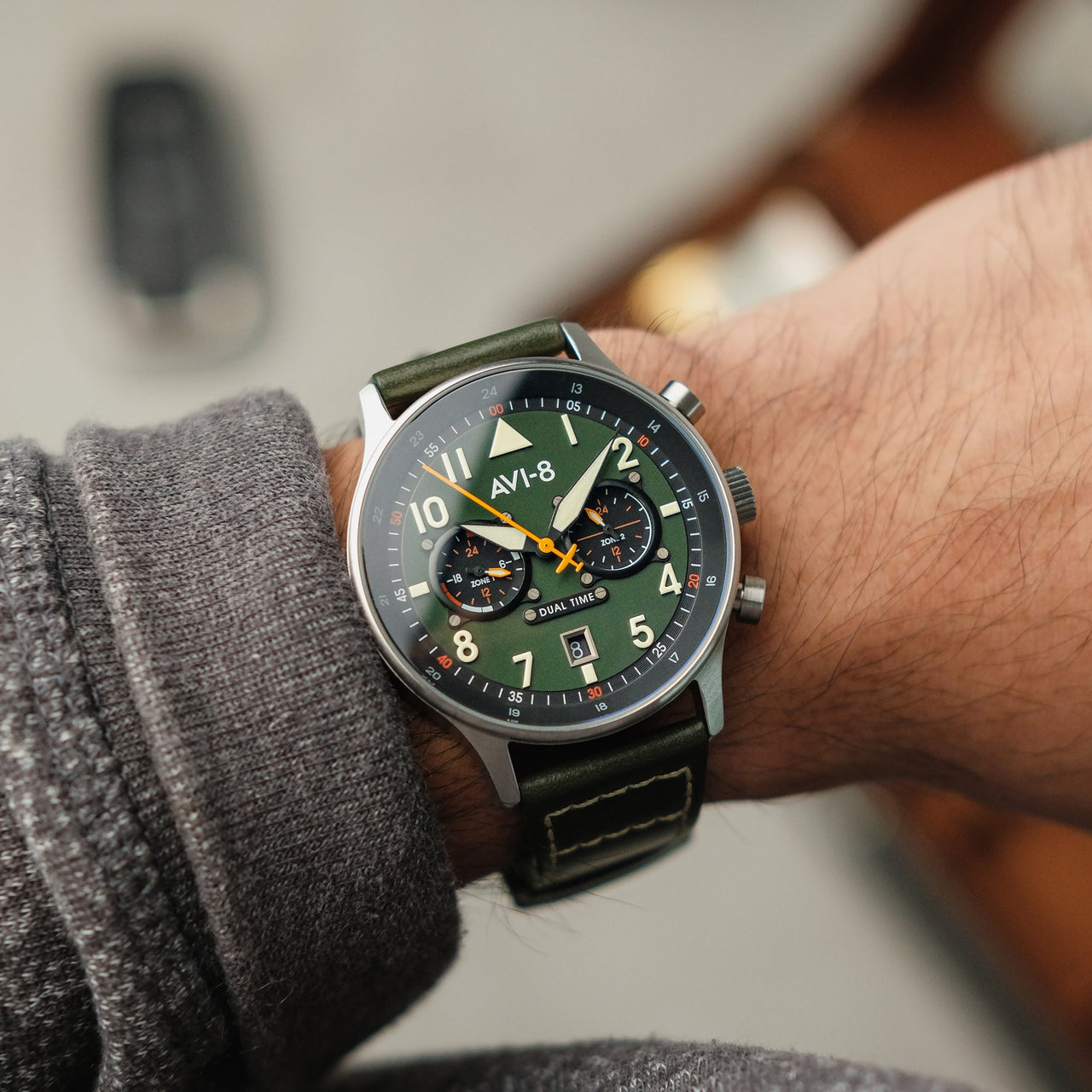 AVI-8 AV-4077-11 Orologio Uomo Meccanico – Ispirato All’Aviazione, Cinturino Acciaio