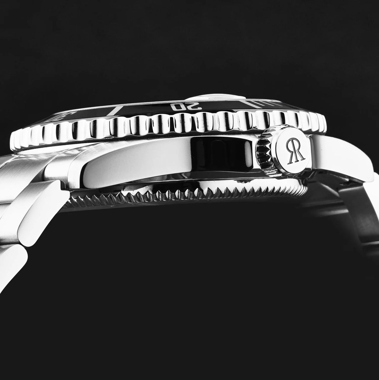 Revue Thommen Diver Men's 42mm Green Automatic Watch 17571.2131