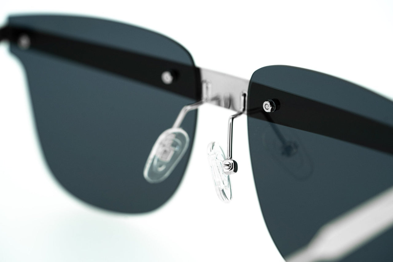 United Nude Sunglasses D-Frame Silver Black With Grey Lenses Category 3 UN2C2SUN - Watches & Crystals