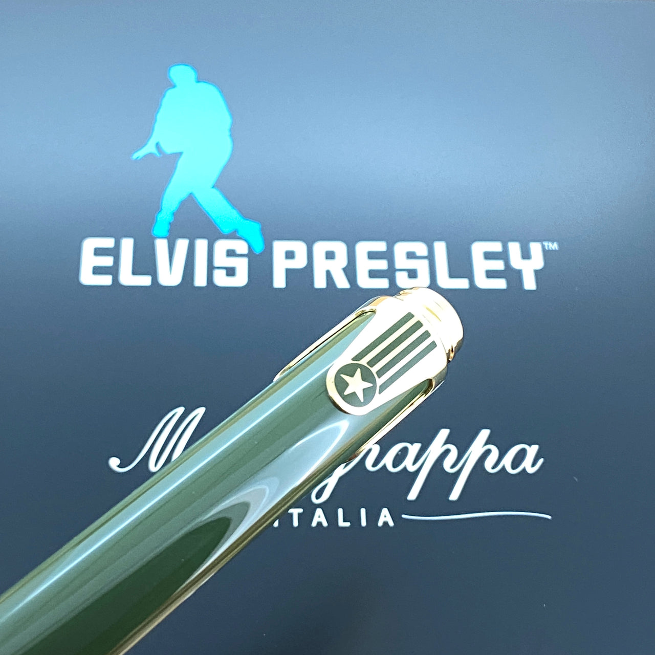Montegrappa Pen Icons Elvis Presley Fountain Pen Medium Tip Green ISICE3YG