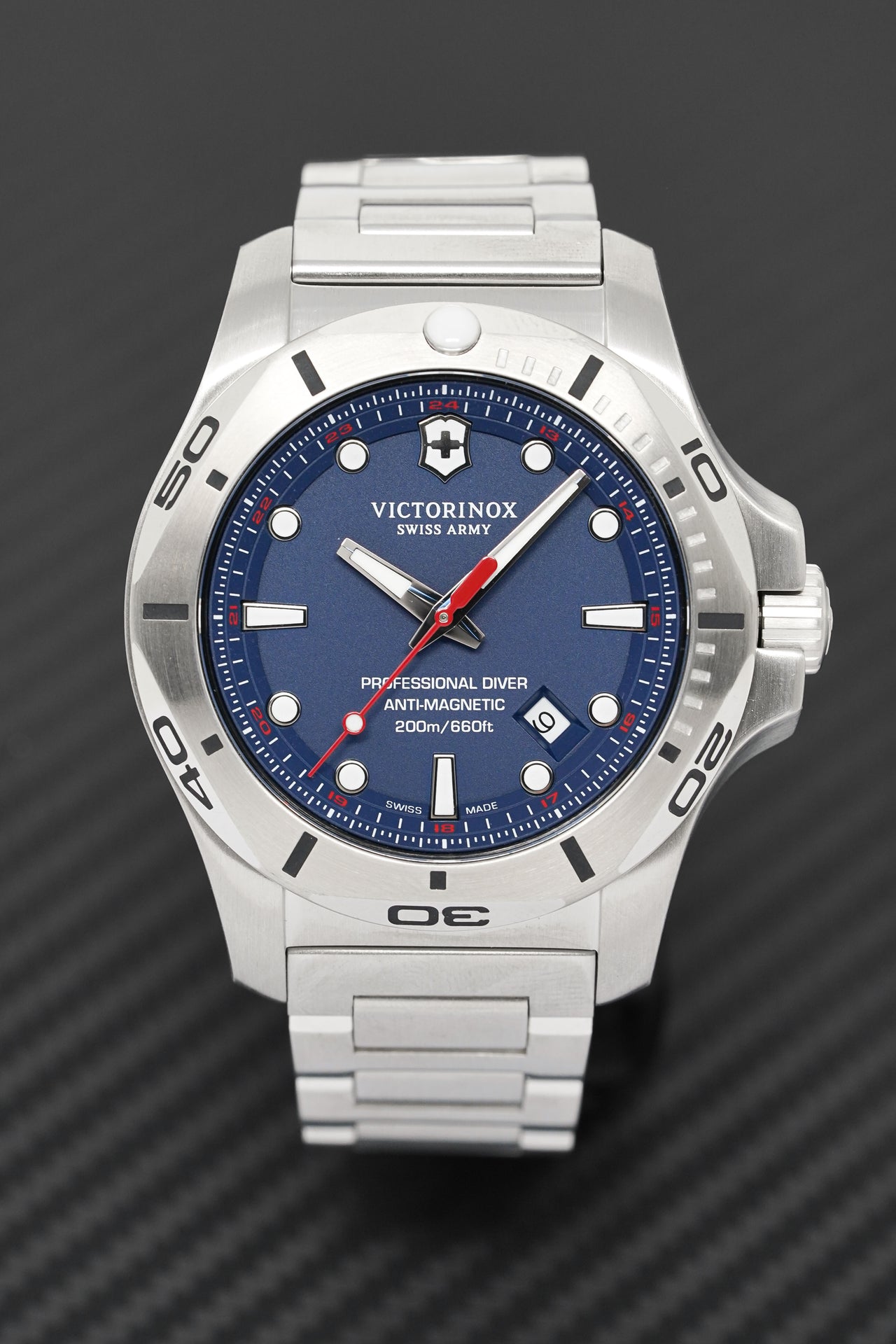 Victorinox Men's Watch I.N.O.X. Professional Diver Blue 241782
