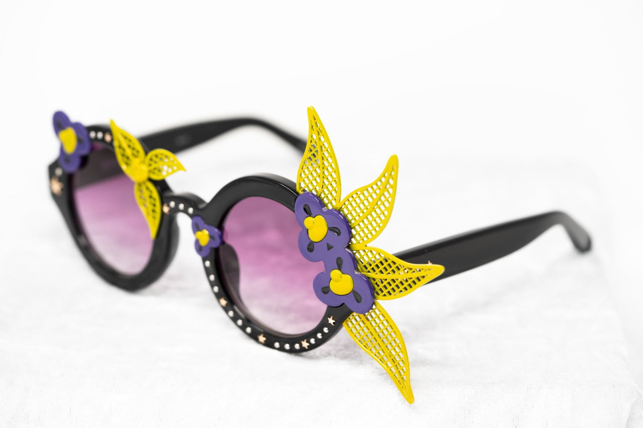 Amie Victoria Robertson Women Sunglasses Round Flowers Yellow Purple With Graduated Purple Lenses AVR1C1SUN - Watches & Crystals
