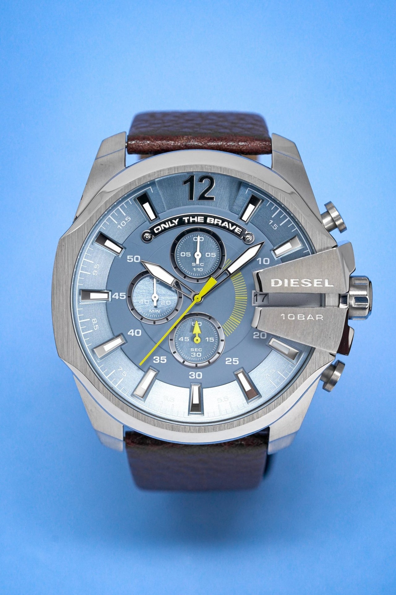 Diesel Men's Chronograph Watch Mega Chief Blue Brown - Watches & Crystals