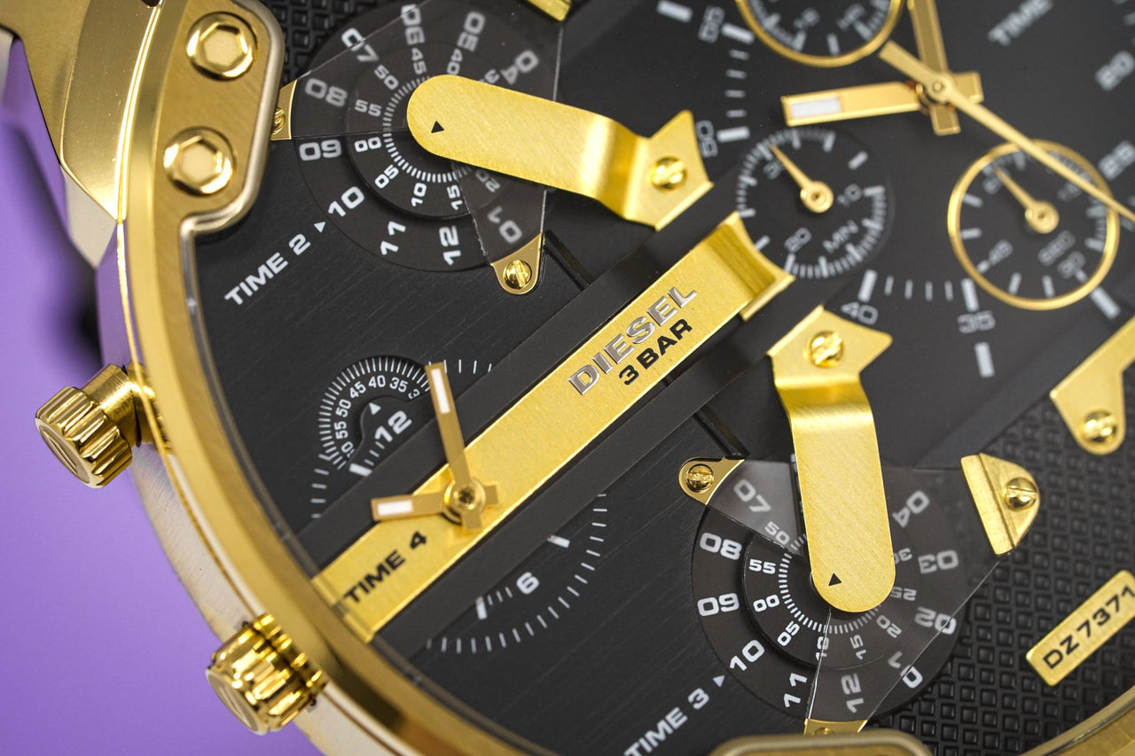 Diesel Men's Chronograph Watch Mr Daddy 2.0 Black Gold - Watches & Crystals