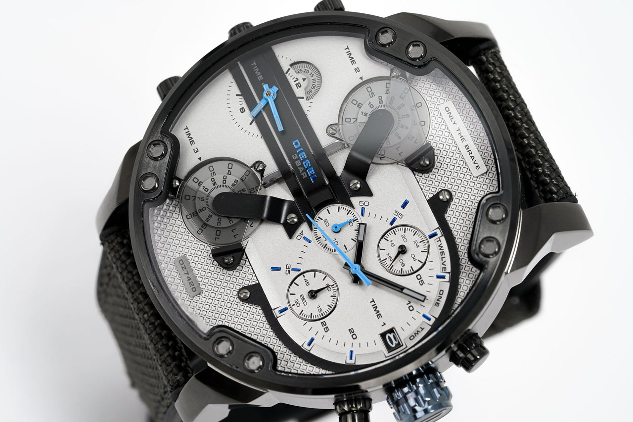 Diesel Men's Chronograph Watch Mr Daddy 2.0 Grey DZ7420 – Watches & Crystals