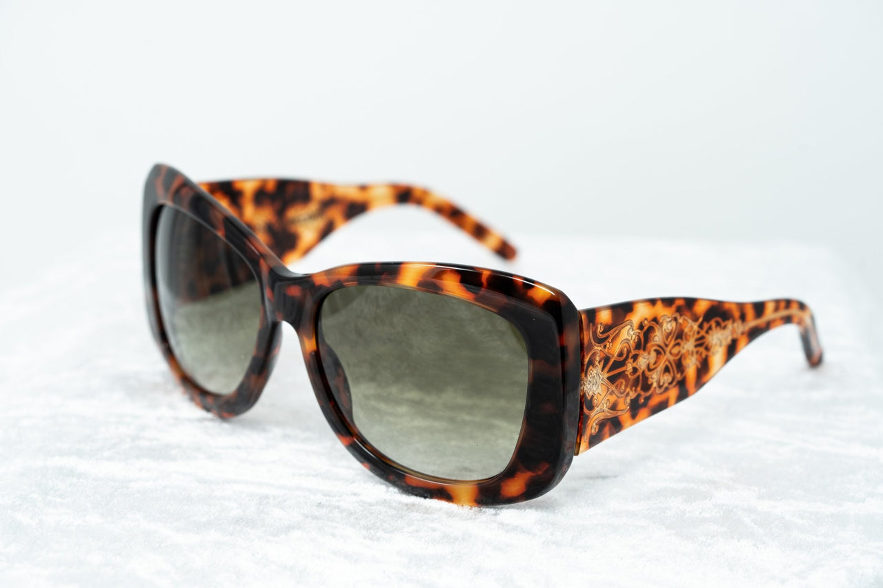 Erickson Beamon Sunglasses Oversized Tortoise Shell Gold With Grey Lenses 8EB2C2T/SHELL - Watches & Crystals