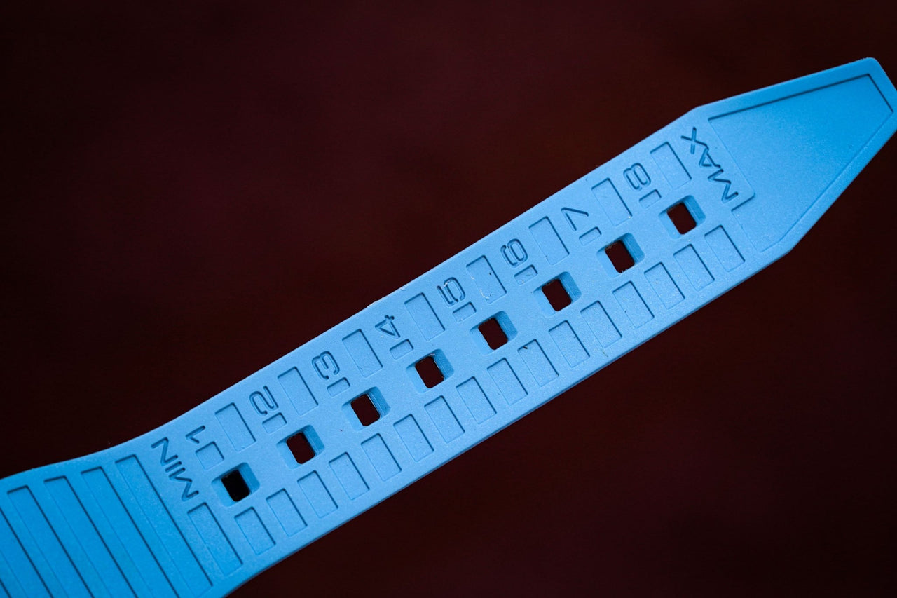 Gaga Milano Frame_One Black - Watches & Crystals