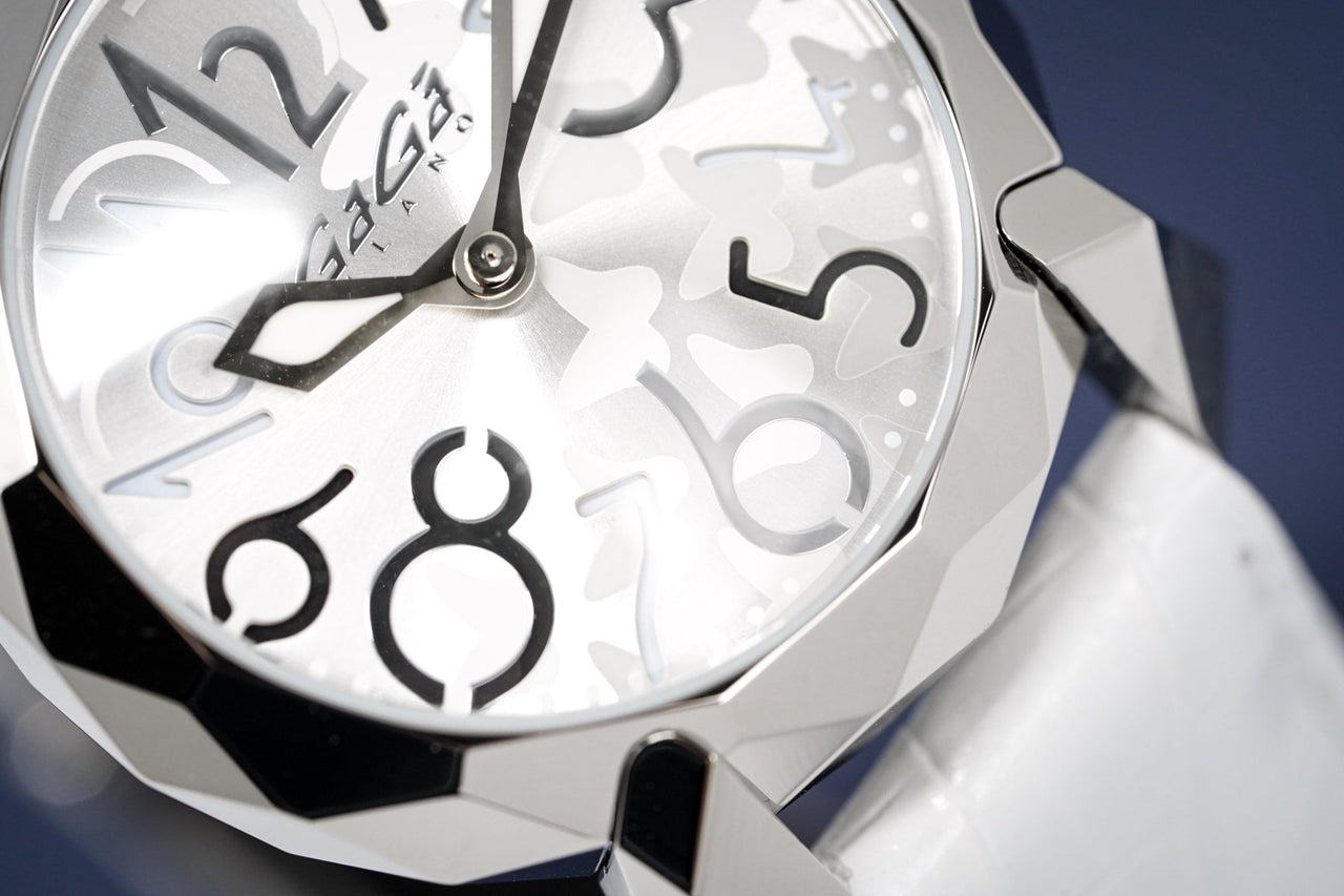GaGà Milano Reflection Silver Grey Butterfly Pattern - Watches & Crystals