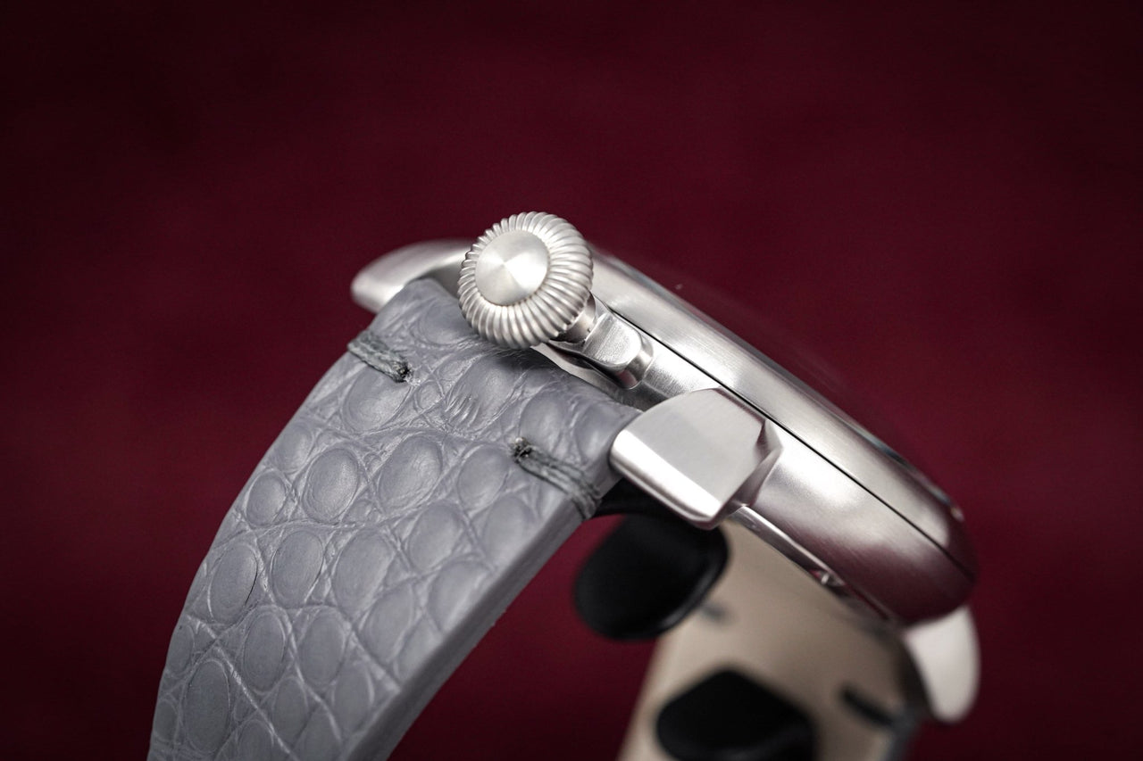 GaGà Milano Skeleton 48MM Grey - Watches & Crystals