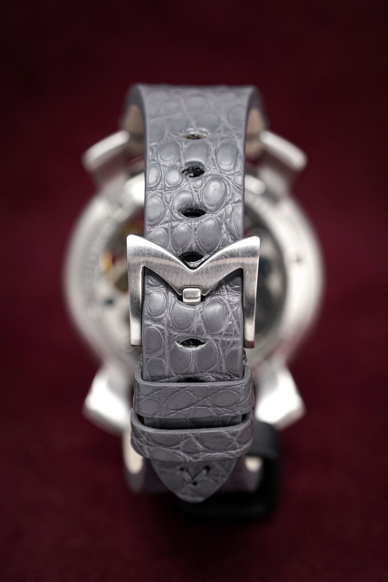 GaGà Milano Skeleton 48MM Grey - Watches & Crystals