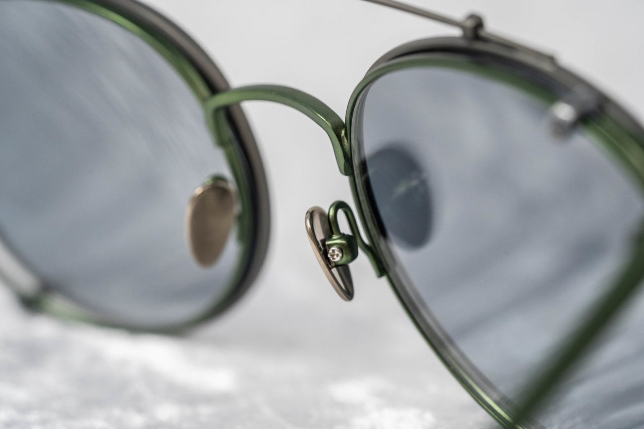 Kris Van Assche Sunglasses Unisex Oval Green and Flash Mirror Clip-On Lenses Category 3 - KVA69C6SUN - Watches & Crystals