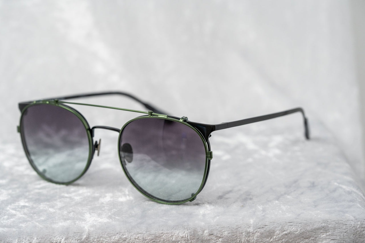 Kris Van Assche Sunglasses Unisex Oval Shiny Black Brushed Green Clip-On and Green Graduated Lenses - KVA69C4SUN - Watches & Crystals