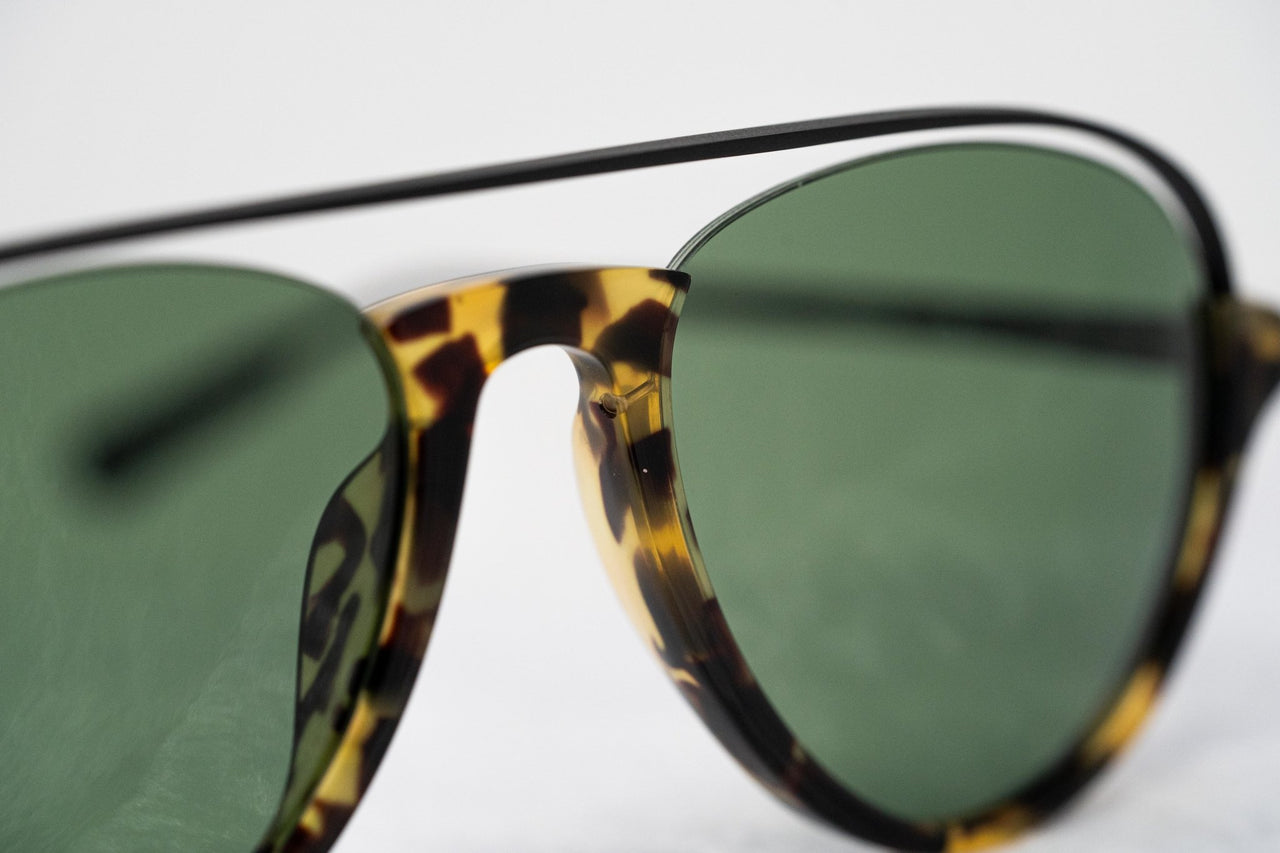 Kris Van Assche Sunglasses Unisex with Titanium Tortoise Shell Black and Green Lenses Category 2 - KVA84C2SUN - Watches & Crystals