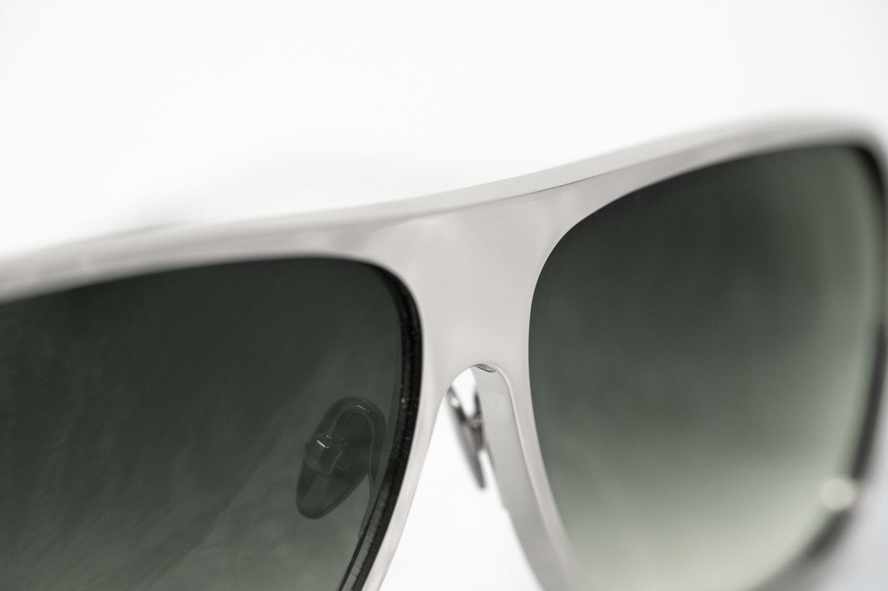 Kris Van Assche Sunglasses With Rectangular Silver Metal and Green Graduated Lenses - KVA6C4SUN - Watches & Crystals