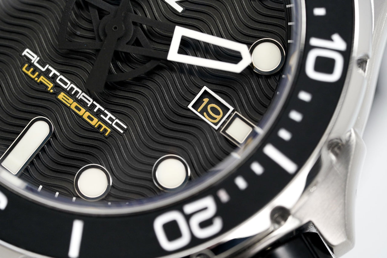 M2Z Men's Watch Diver 200 Black 200-002 - Watches & Crystals