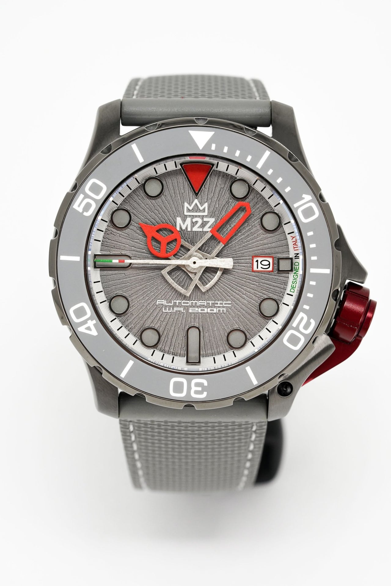M2Z Men's Watch Diver 200 Grey IP Gun 200-004 - Watches & Crystals