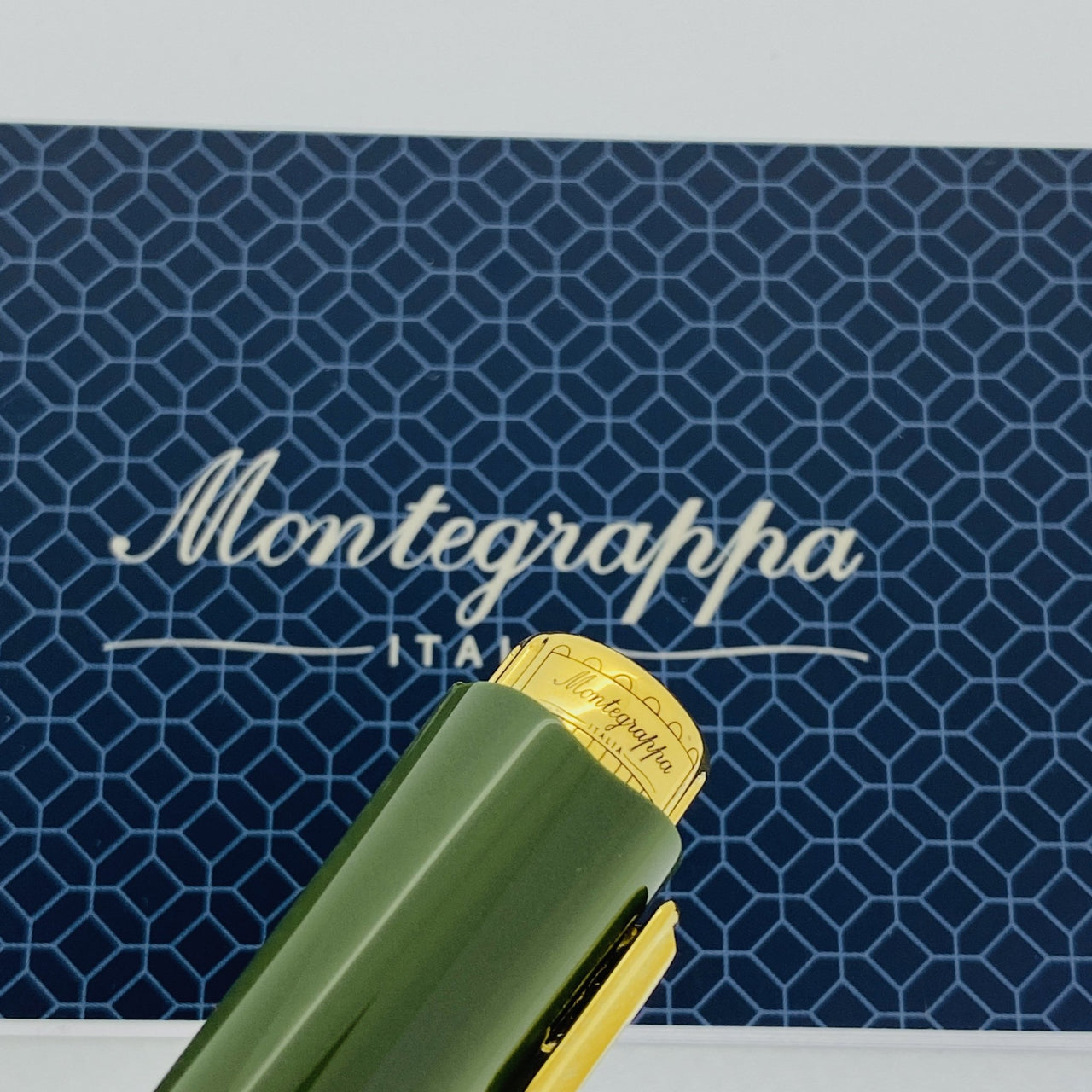 Montegrappa Pen Icons Elvis Presley Ballpoint Pen Green ISICEBYG - Watches & Crystals