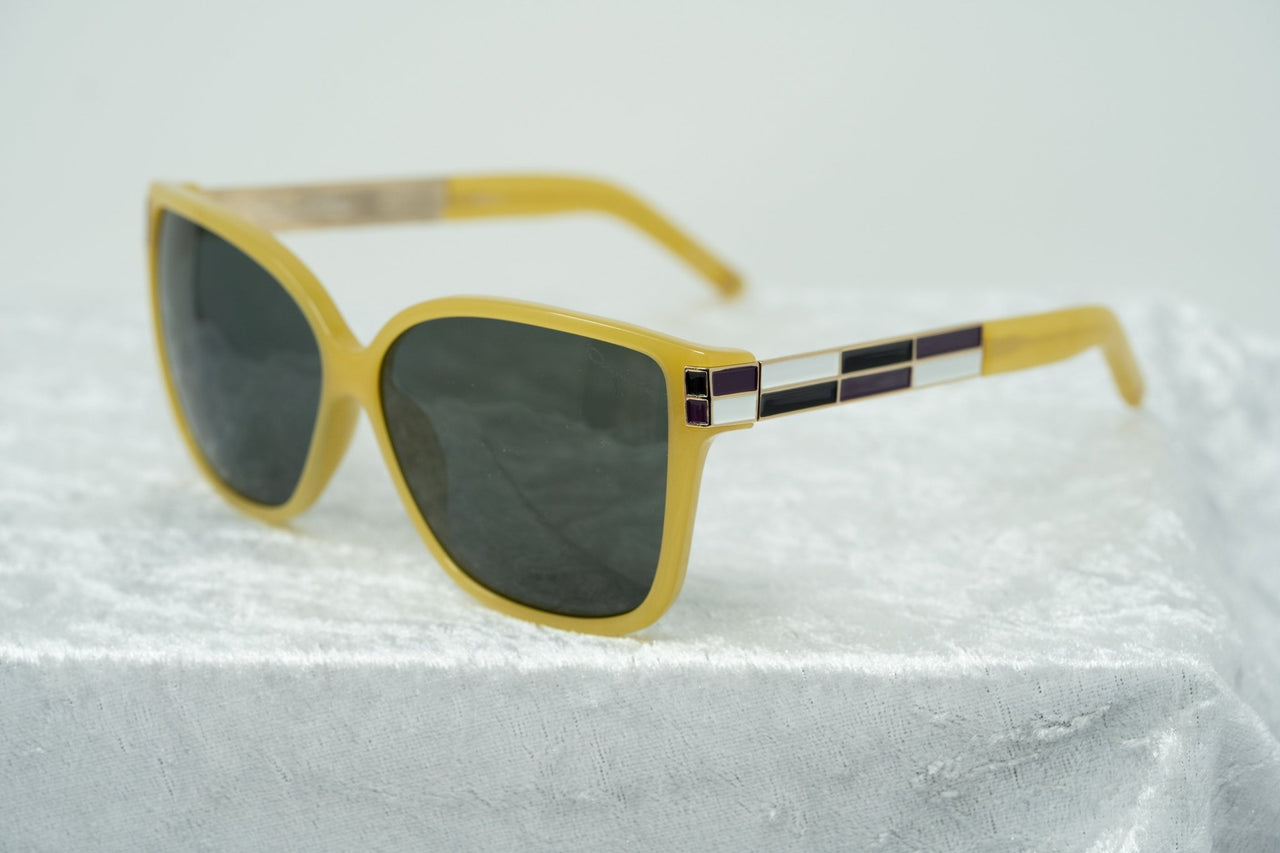 Oscar De La Renta Sunglasses Oversized Beige Enamel Arms and Green Lenses Category 3 - ODLR21C4SUN - Watches & Crystals