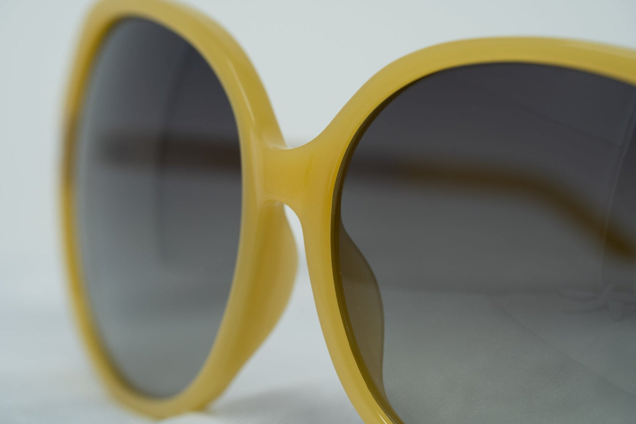 Oscar De La Renta Sunglasses Oversized Frame Beige Enamel Arms and Grey Lenses - ODLR22C4SUN - Watches & Crystals