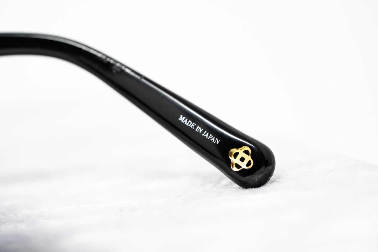 Oscar De La Renta Women Sunglasses Crystals Oversized Frame Black and Grey Graduated Lenses - ODLR64C1SUN - Watches & Crystals