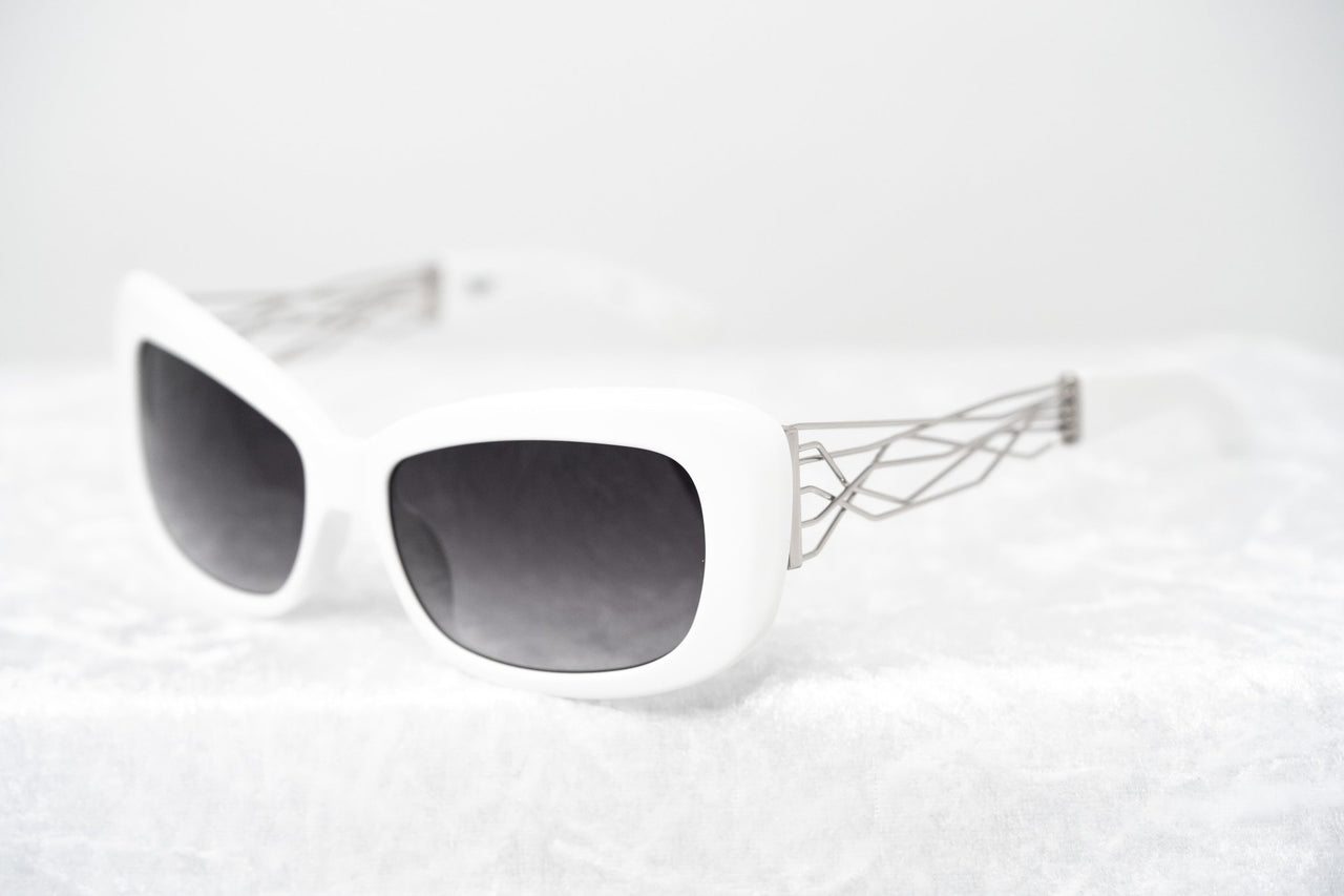 Prabal Gurung Sunglasses Women's Rectangle White Acetate CAT2 Grey Lenses PG14C3SUN - Watches & Crystals