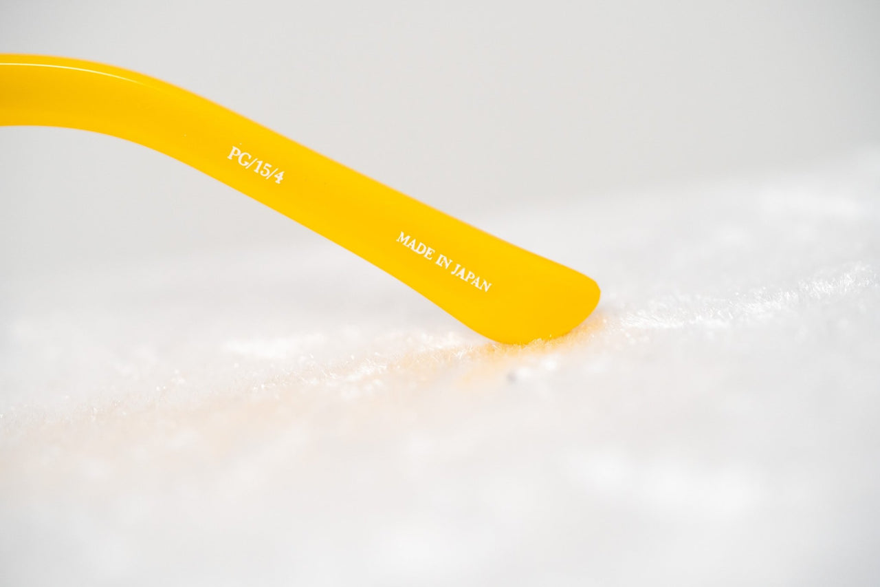 Prabal Gurung Sunglasses Women's Round Flat Top Yellow Acetate CAT2 Grey Gradient Lenses PG15C4SUN - Watches & Crystals