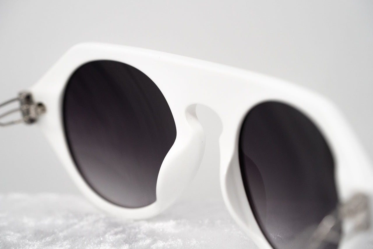 Prabal Gurung Sunglasses Women's Round White Acetate CAT2 Grey Gradient Lenses PG15C3SUN - Watches & Crystals