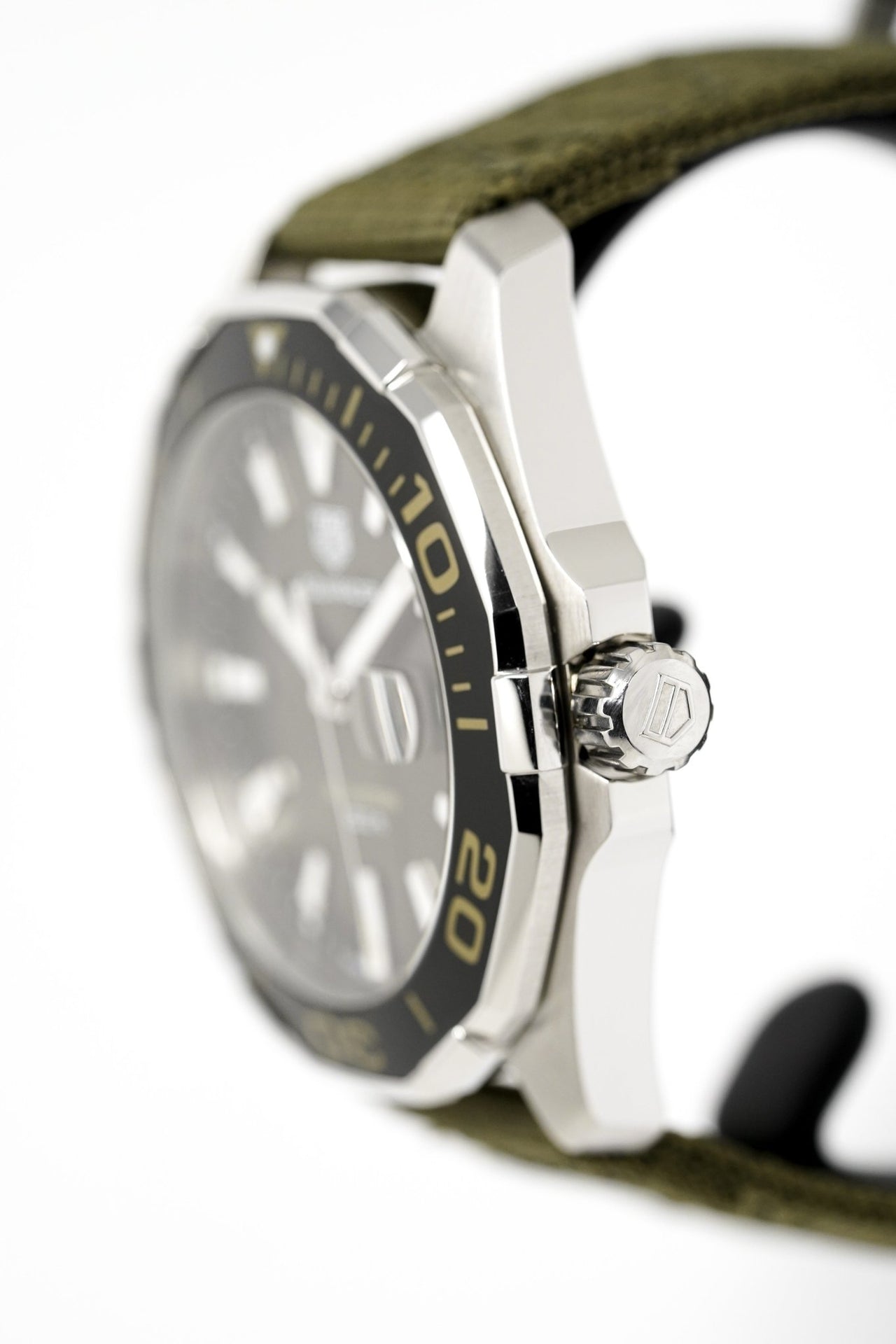TAG Heuer Men's Quartz Watch Aquaracer Khaki WAY101E.FC8222 - Watches & Crystals