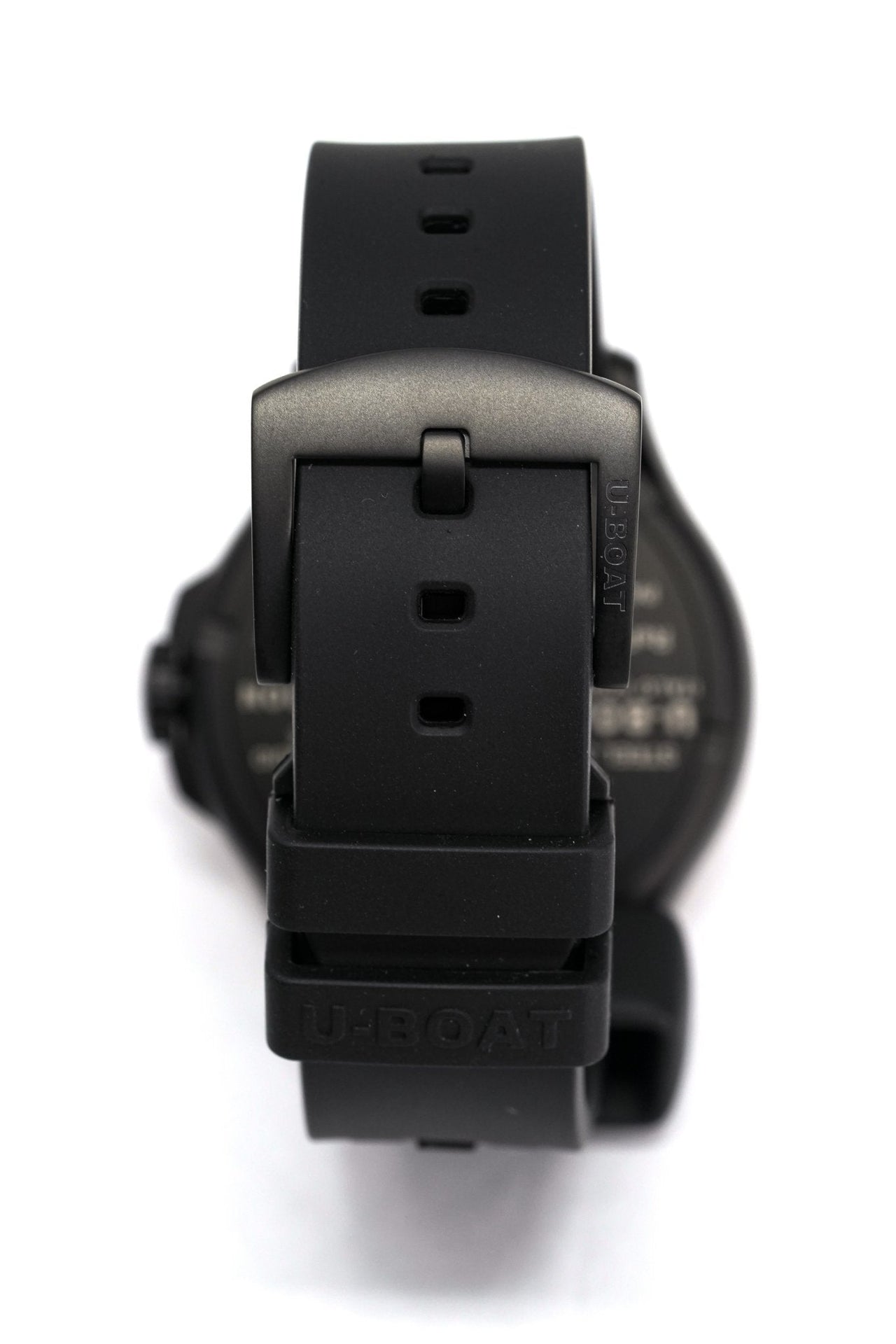 U-Boat Darkmoon 44 Cardinal Red IP Black - 2022 EDITION 8697/B - Watches & Crystals