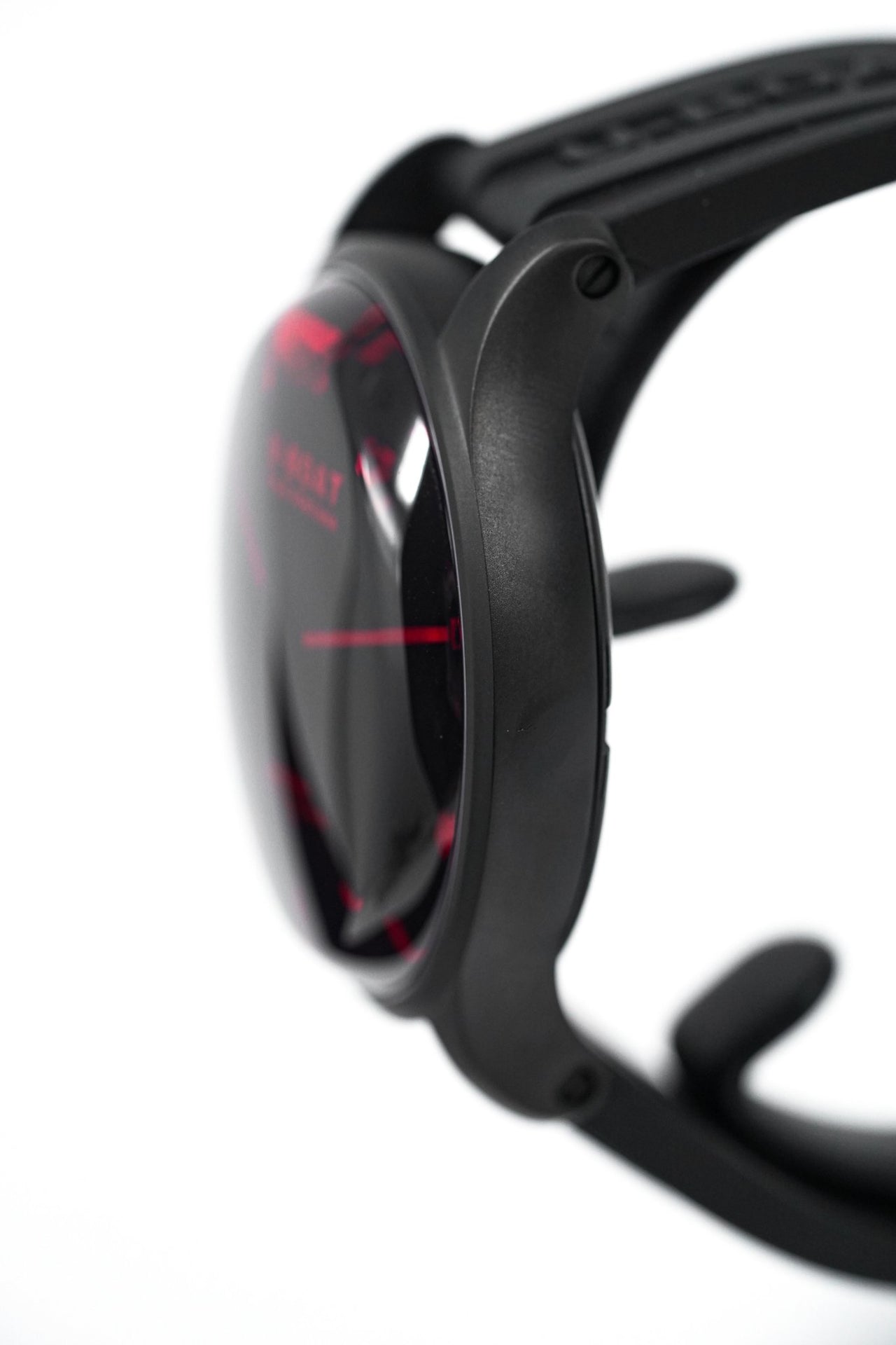 U-Boat Darkmoon 44 Red Sapphire IP Black - 2021 EDITION 8466/B - Watches & Crystals