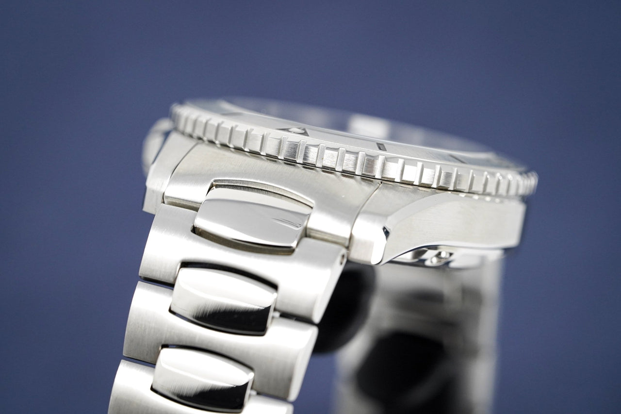 Venezianico Automatic Watch Nereide UltraLeggero Skeleton Canova Bracelet 3921503C - Watches & Crystals